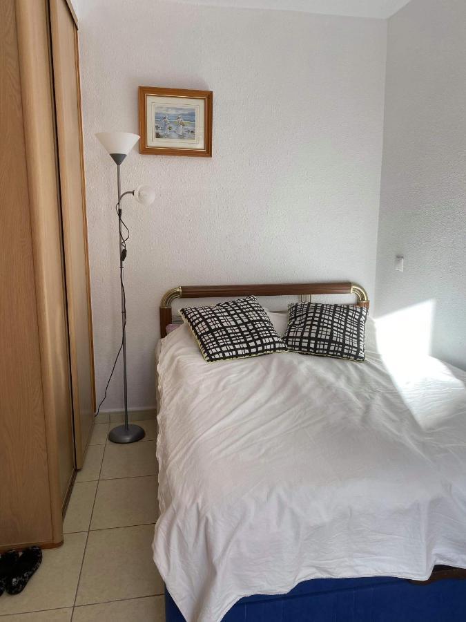 Cozy Rooms In Terraced House فوينخيرولا المظهر الخارجي الصورة