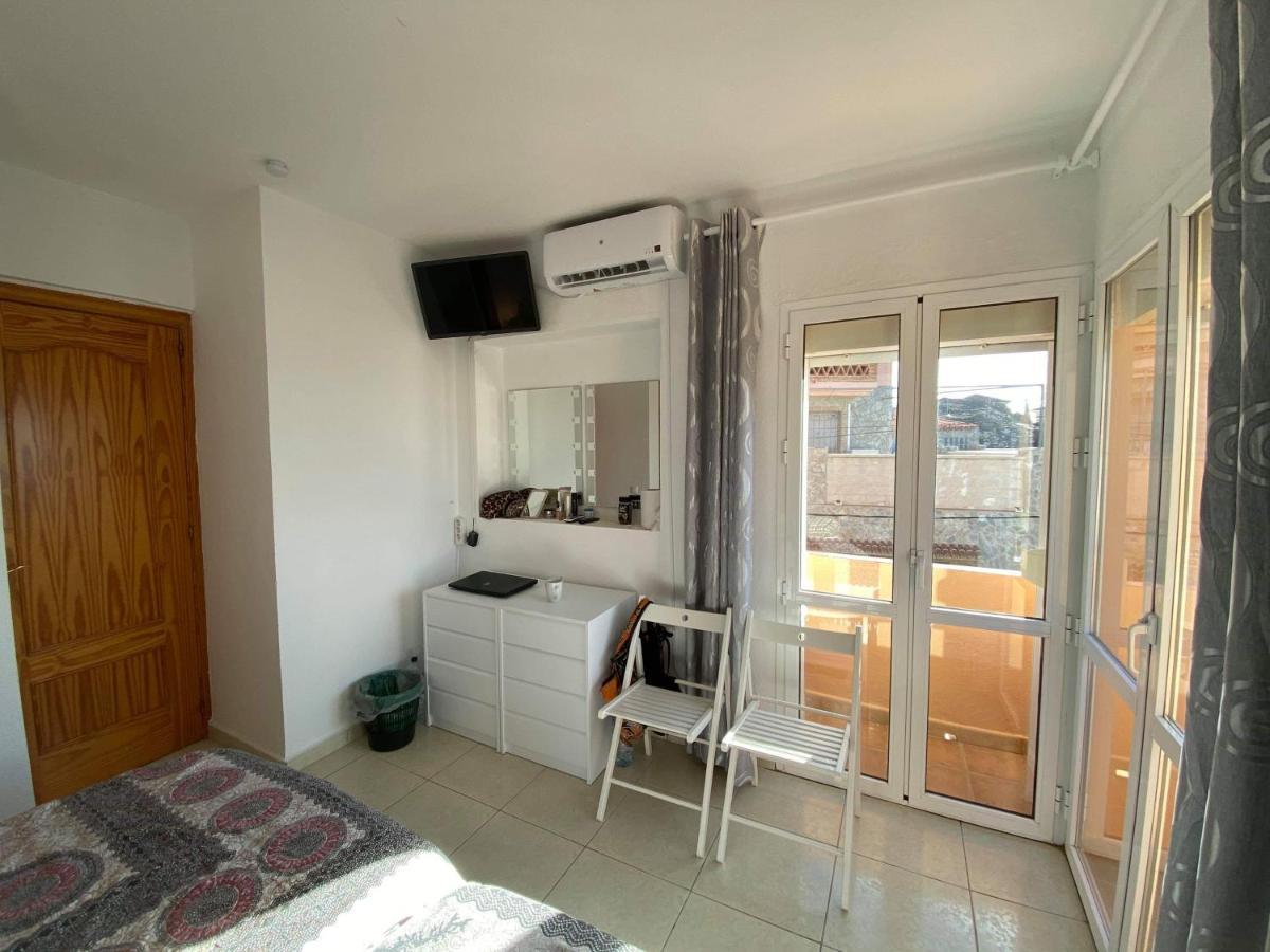 Cozy Rooms In Terraced House فوينخيرولا المظهر الخارجي الصورة