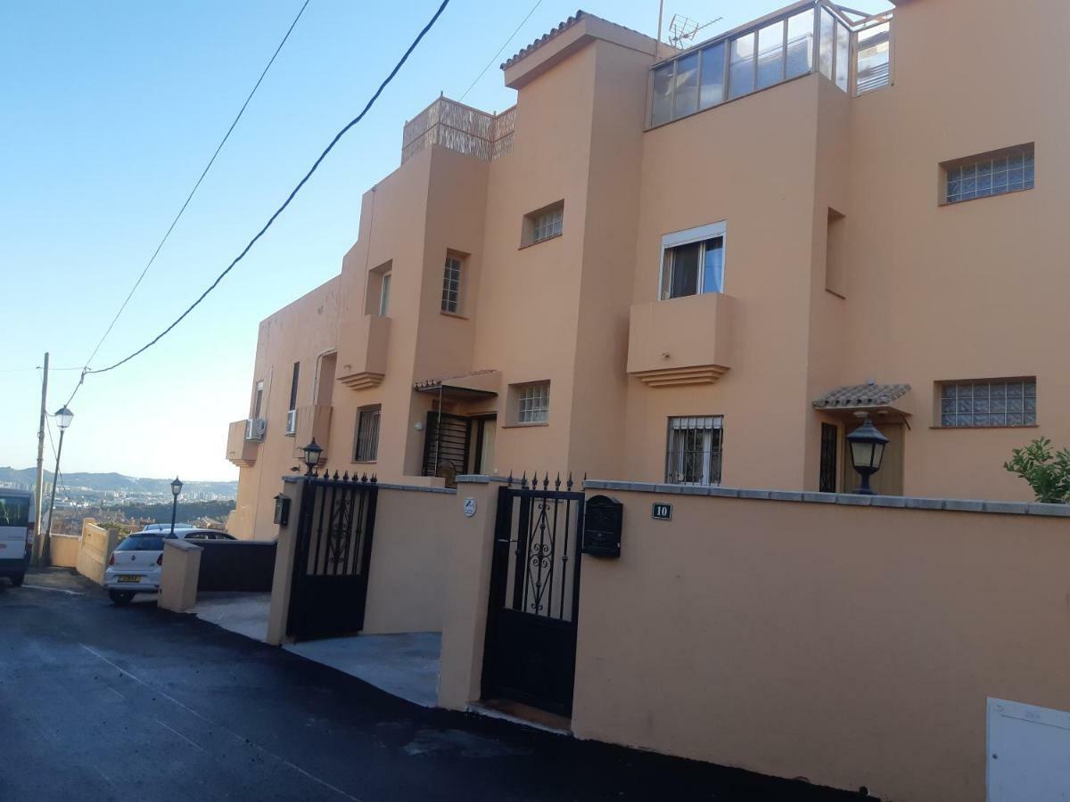 Cozy Rooms In Terraced House فوينخيرولا المظهر الخارجي الصورة